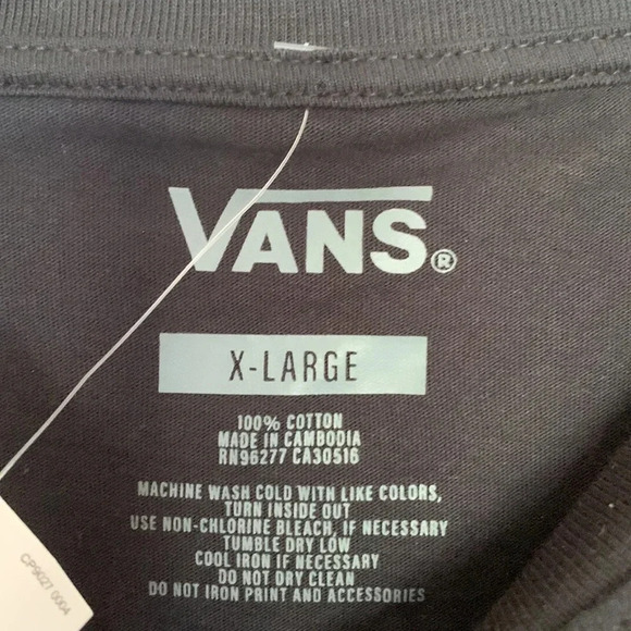 NWT Women’s  VANS black long sleeve top size XL with gathered front - Picture 6 of 8